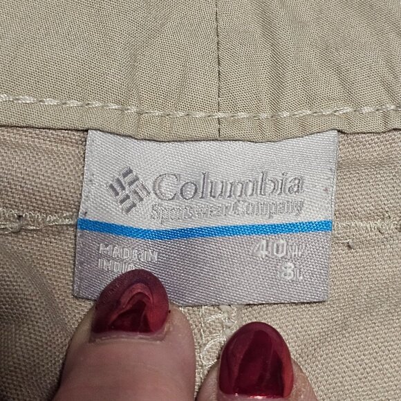 Columbia Men's Khaki Relaxed Fit Active Outdoor Hiking Shorts 40"/42" x 8" - Picture 5 of 10